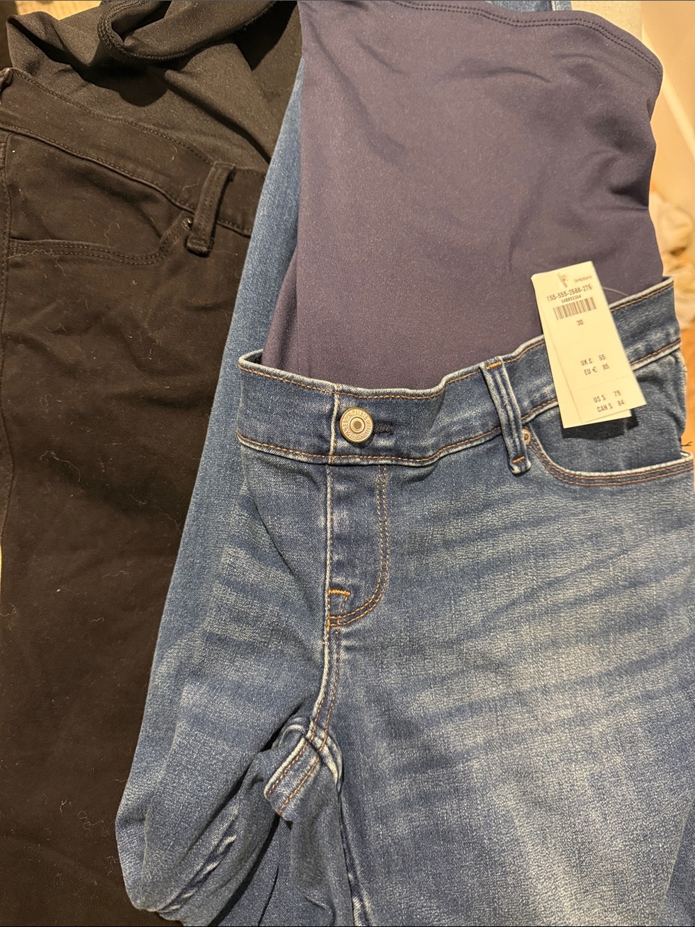 Abercrombie & Fitch Women’s Skinny Jeans in Blue and Black